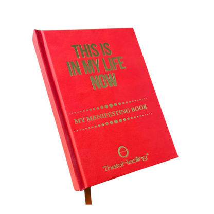 Rotes Manifestationsbuch mit „THIS IS IN MY LIFE NOW“ und ThreadHealing-Logo
